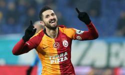Emre Akbaba'nın durumu netleşti: Kalıyor mu gidiyor mu?