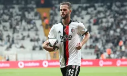 Beşiktaşlılar Pjanic için ikiye bölündü