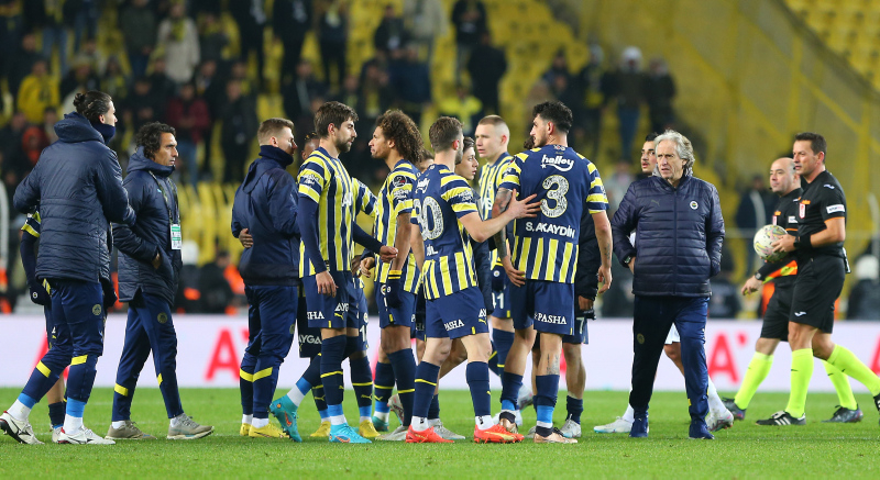 fenerbahce-dunya-yildizinin-pesinde-transfer-1675284161619