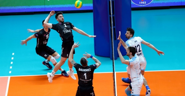 Lider Halkbank, Galatasaray'ı konuk edecek!