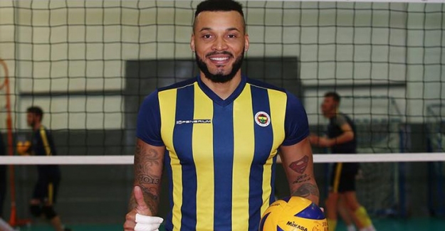 Salvador Hidalgo Oliva resmen Fenerbahçe’de!