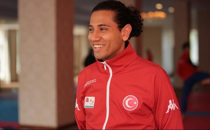 Servet Tazegül kariyerini sonlandırdı !
