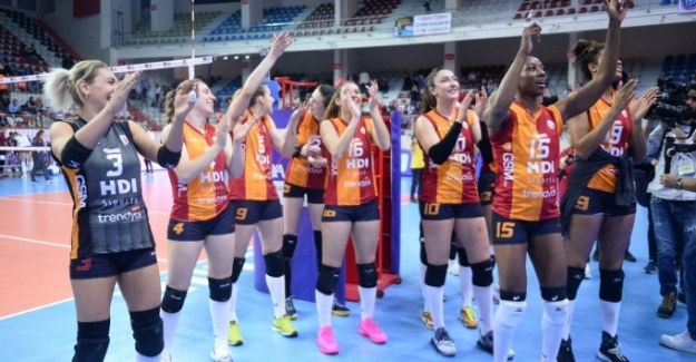 Galatasaray HDI Sigorta, yarı finalde!