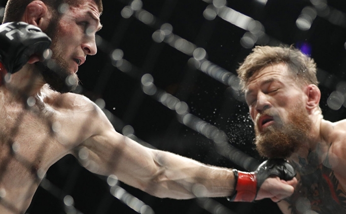 Khabib dövdü, McGregor spora küstü!