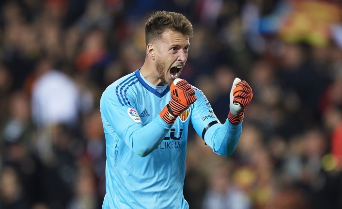 Barça Neto'yu Kadrosuna Kattı!