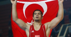 Milli Güreşçi Sakatlandı!