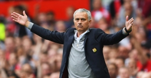 Jose Mourinho'dan sert eleştiri