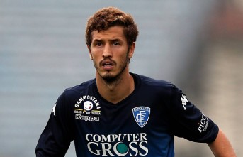 Alanyaspor Salih Uçan'ı kadrosuna kattı