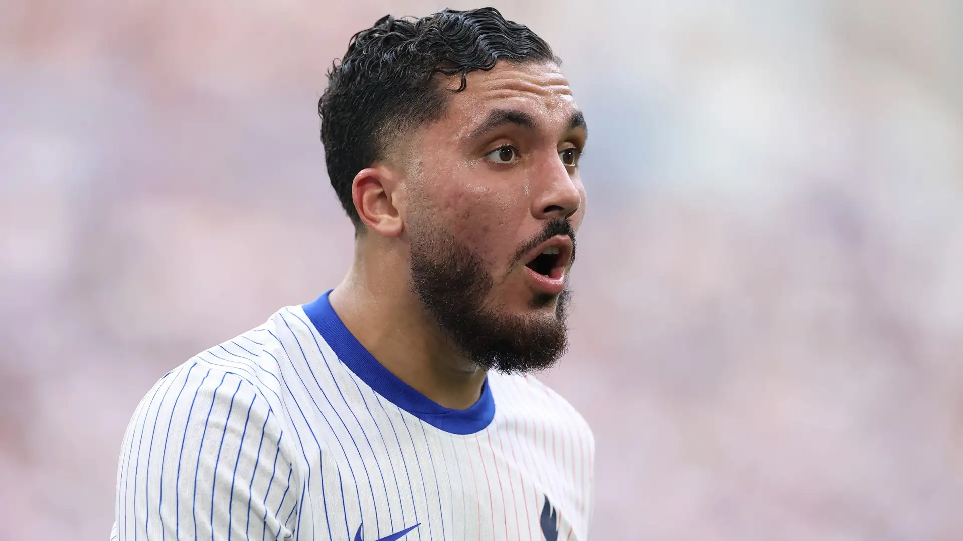 Fenerbahçe’den Rayan Cherki Hamlesi! Lyon’un Yıldızına 22 Milyon