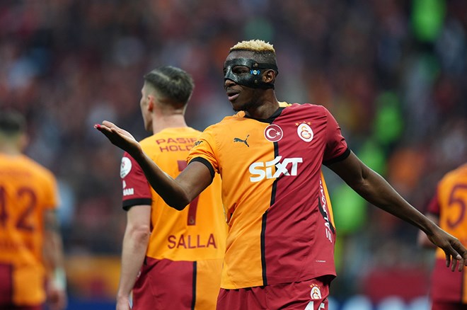 Chelsea Osimhen paylaşımı Galatasaraylı taraftarların yüreğini ağza getirdi