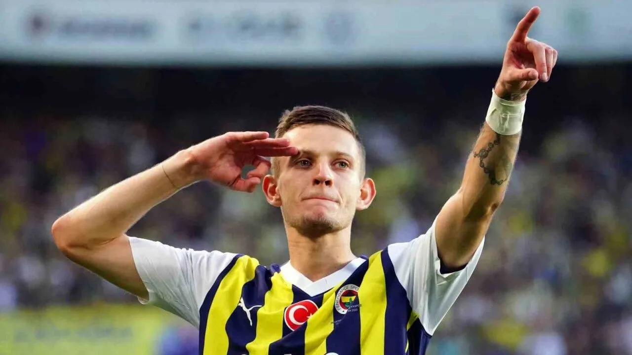 Sebastian Szymanski’ye 4 kulüp resmi teklif yaptı
