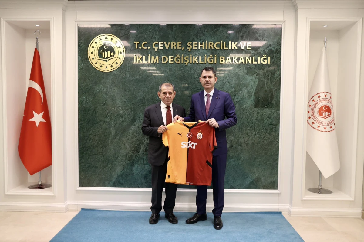 Bakan Murat Kurum’dan Galatasaray Başkanı Dursun Özbek’e Tebrik Ziyareti